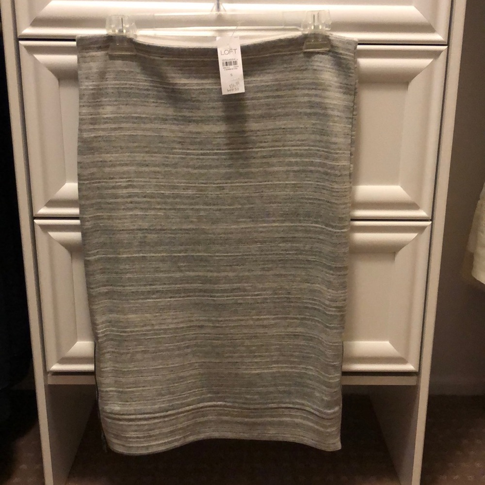 Stretchy, soft pencil skirt by Loft
